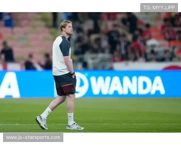 曼城紧跟步伐，德布劳内精妙传球助攻格拉利什进球